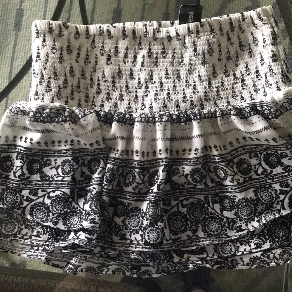 black and white patterned shorts
